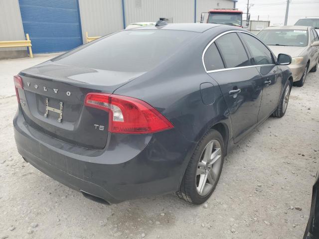 Photo 3 from auction – 2015 VOLVO S60 PREMIE with VIN YV140MFBXF1304192