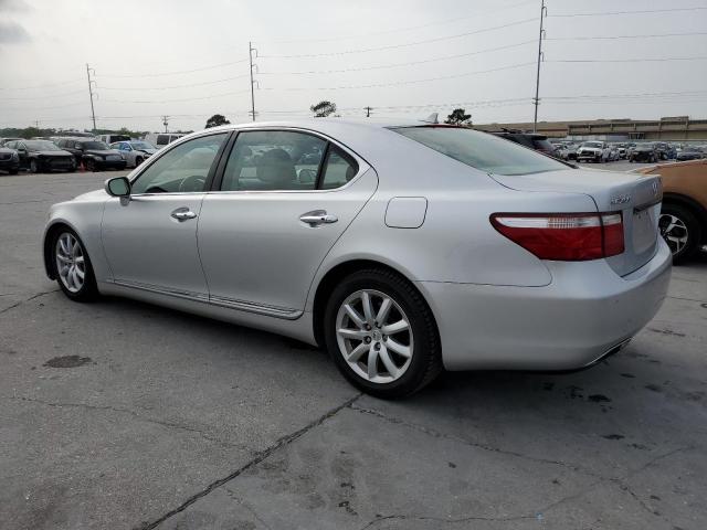 Photo 2 from auction – 2007 LEXUS LS 460L with VIN JTHGL46F475010308