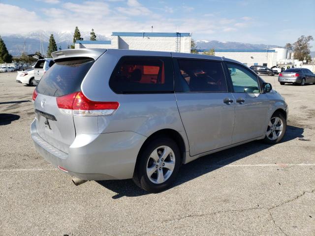 Photo 3 from auction – 2011 TOYOTA SIENNA with VIN 5TDZK3DC8BS166953