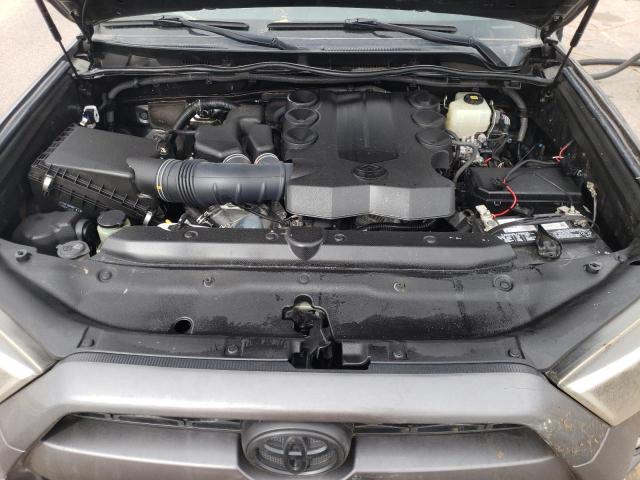 Photo 11 from auction – 2018 TOYOTA 4RUNNER SR with VIN JTEBU5JR1J5576705