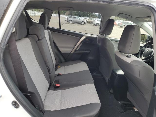 Photo 11 from auction – 2014 TOYOTA RAV4 LE with VIN JTMZFREV2EJ010416