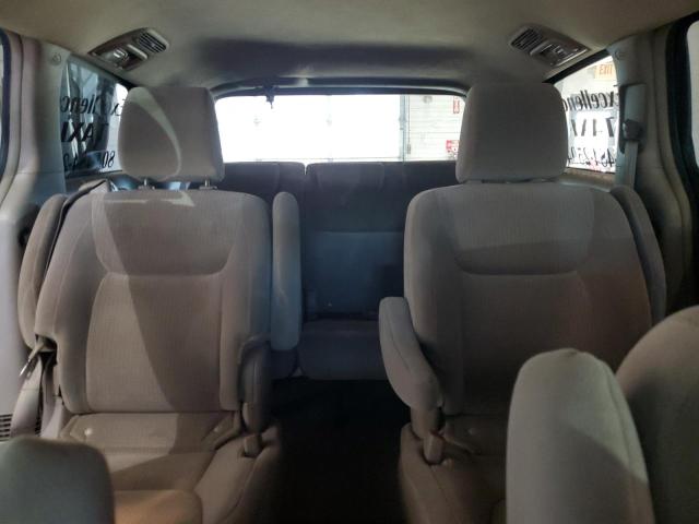 Photo 10 from auction – 2010 TOYOTA SIENNA with VIN 5TDKK4CC9AS341346