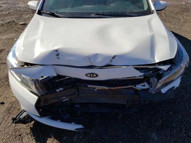 Photo 11 from auction – 2017 KIA FORTE LX with VIN 3KPFL4A77HE030166