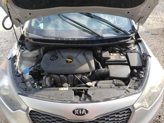 Photo 11 from auction – 2015 KIA FORTE EX with VIN KNAFZ4A86F5305362