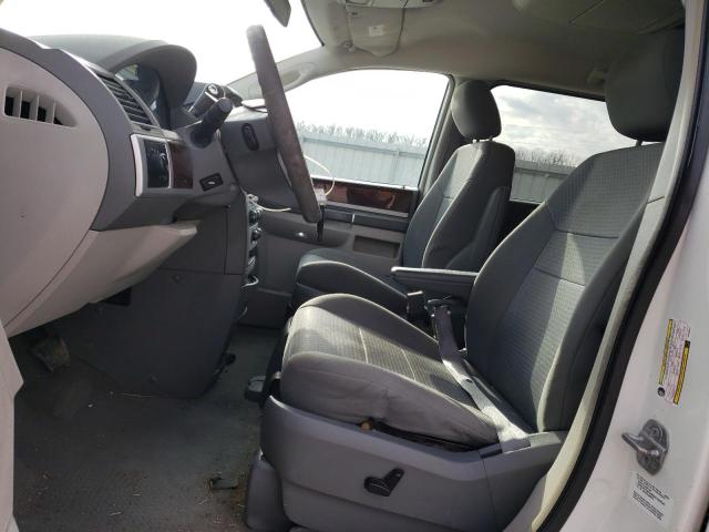 Photo 7 from auction – 2010 CHRYSLER TOWN & COU with VIN 2A4RR5D17AR103477