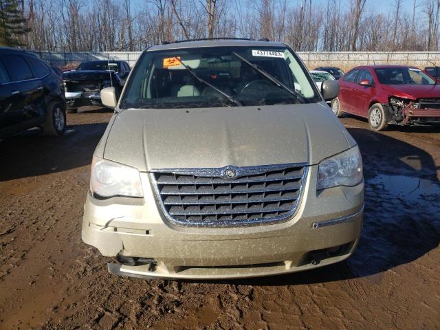 Photo 5 from auction – 2010 CHRYSLER TOWN & COU with VIN 2A4RR5DX3AR290673