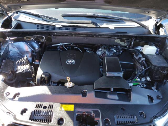 Photo 11 from auction – 2017 TOYOTA HIGHLANDER with VIN 5TDKZRFH1HS210194
