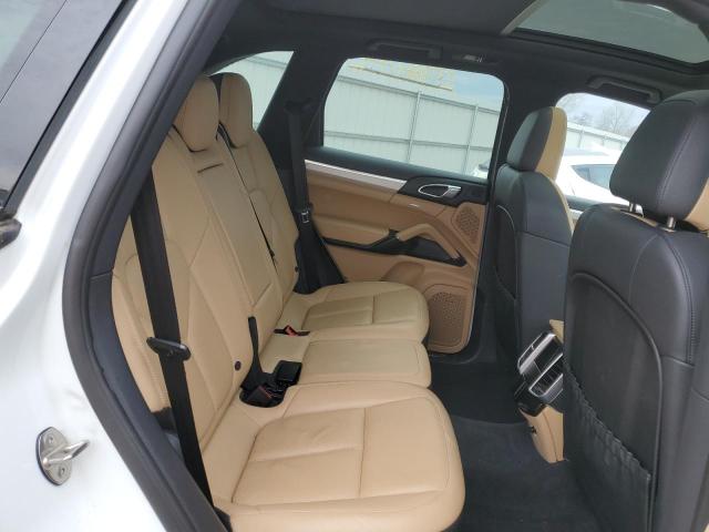 Photo 11 from auction – 2014 PORSCHE CAYENNE with VIN WP1AA2A22ELA96943