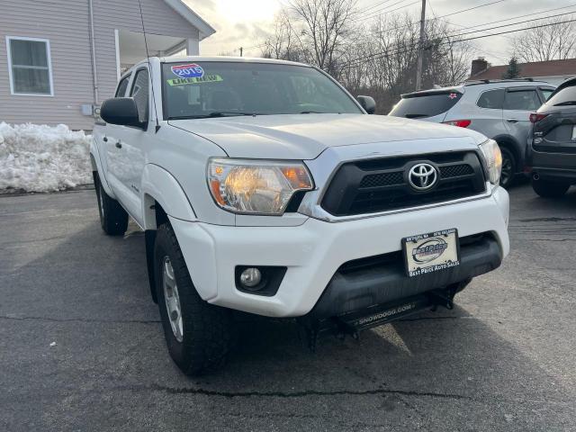 TOYOTA TACOMA DOU 2015 with VIN 3TMLU4EN1FM204549 - Photo from auction