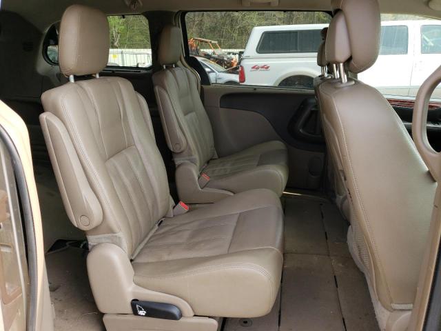Photo 11 from auction – 2015 CHRYSLER TOWN & COU with VIN 2C4RC1CG7FR628990