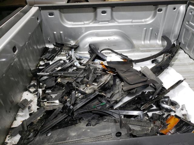Photo 12 from auction – 2017 CHEVROLET SILVERADO with VIN 3GCUKNEC0HG106094