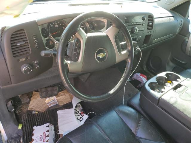 Photo 8 from auction – 2011 CHEVROLET SILVERADO with VIN 1GCRKSE38BZ327972