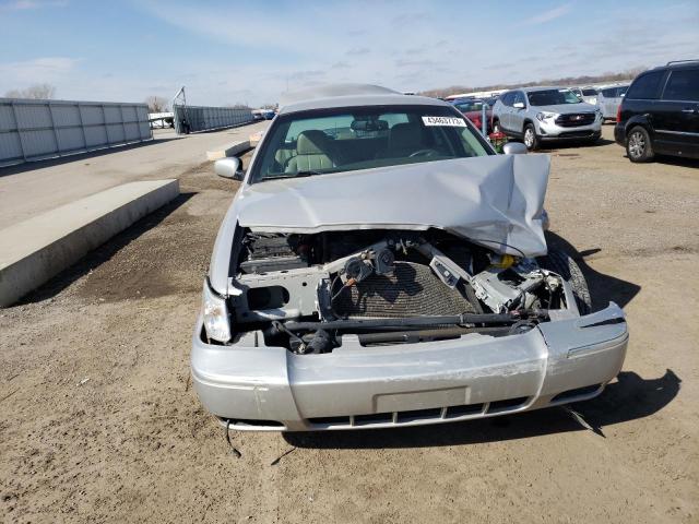 Photo 5 from auction – 2007 MERCURY GRAND MARQ with VIN 2MEFM75V87X626515