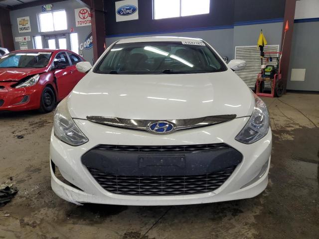 Photo 5 from auction – 2013 HYUNDAI SONATA HYB with VIN KMHEC4A4XDA085690