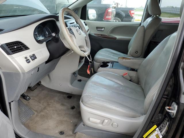 Photo 7 from auction – 2013 TOYOTA SIENNA XLE with VIN 5TDYK3DC8DS299338