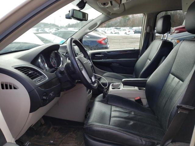 Photo 7 from auction – 2015 CHRYSLER TOWN & COU with VIN 2C4RC1CG7FR506405