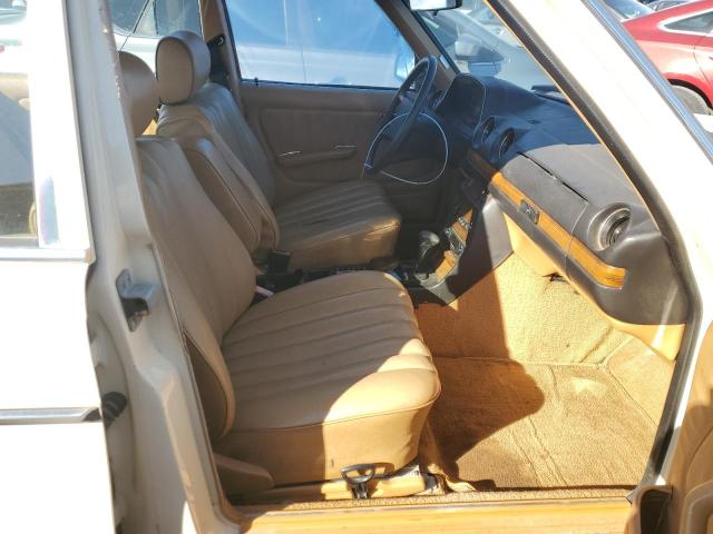 Photo 7 from auction – 1981 MERCEDES-BENZ 300 D with VIN WDBAB30AXBB249730