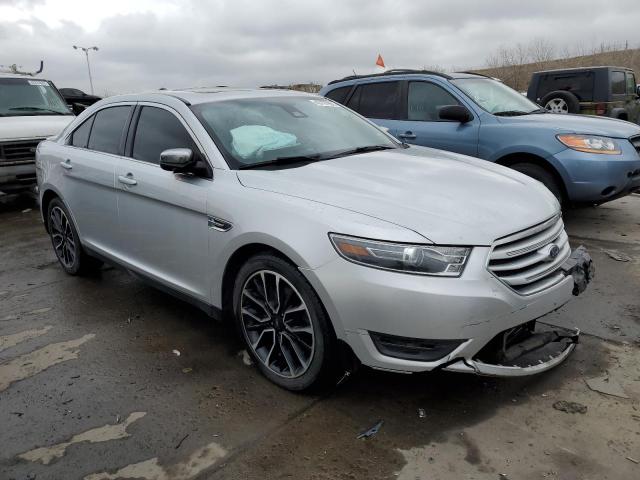 Photo 4 from auction – 2018 FORD TAURUS LIM with VIN 1FAHP2J82JG128883