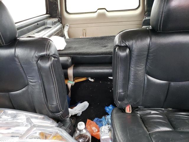 Photo 10 from auction – 2003 CHEVROLET SUBURBAN K with VIN 3GNFK16Z23G293004