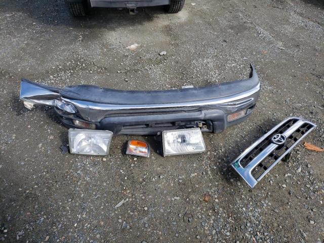 Photo 13 from auction – 2000 TOYOTA 4RUNNER SR with VIN JT3HN86R0Y0284352