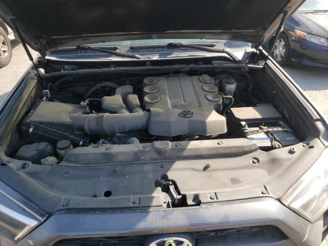 Photo 11 from auction – 2017 TOYOTA 4RUNNER SR with VIN JTEZU5JR9H5157882