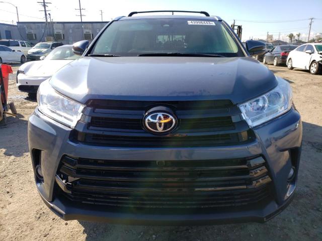 Photo 5 from auction – 2017 TOYOTA HIGHLANDER with VIN 5TDKZRFH1HS210194