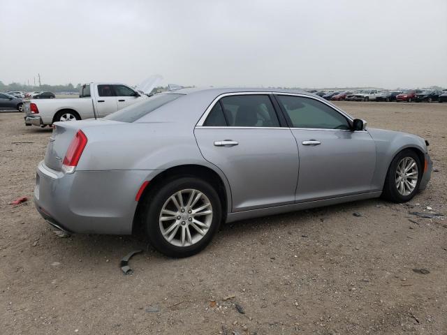 Photo 3 from auction – 2017 CHRYSLER 300C with VIN 2C3CCAEG8HH565317