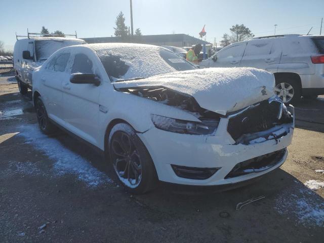Photo 4 from auction – 2016 FORD TAURUS SHO with VIN 1FAHP2KT8GG125837