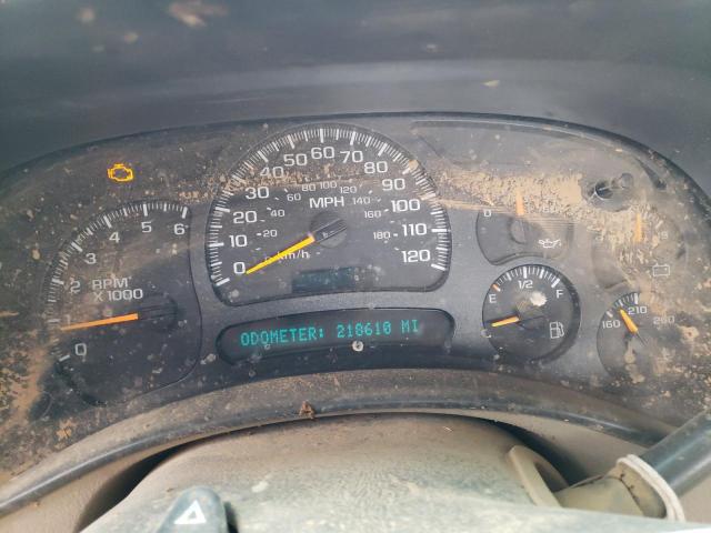 Photo 9 from auction – 2005 CHEVROLET SILVERADO with VIN 2GCEK19B951325493