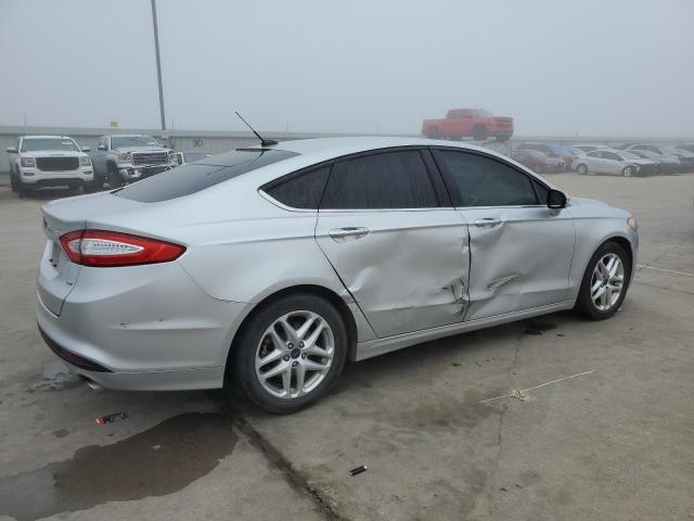 Photo 3 from auction – 2016 FORD FUSION SE with VIN 3FA6P0H75GR302648