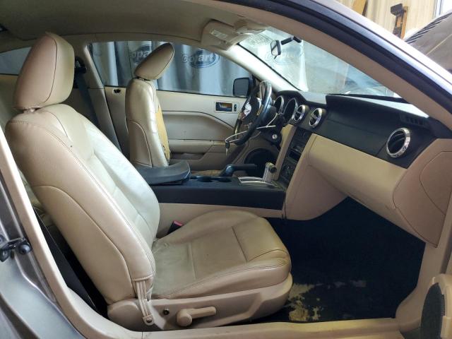 Photo 7 from auction – 2005 FORD MUSTANG with VIN 1ZVFT80N155225501