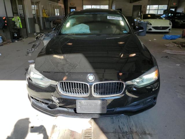 Photo 5 from auction – 2016 BMW 320 I with VIN WBA8E1G57GNU11255