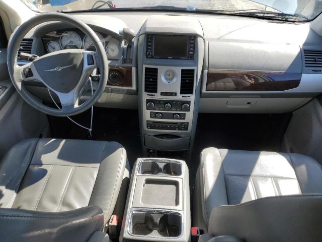 Photo 8 from auction – 2010 CHRYSLER TOWN & COU with VIN 2A4RR5D18AR314087