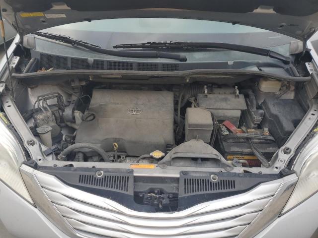 Photo 12 from auction – 2013 TOYOTA SIENNA XLE with VIN 5TDDK3DC7DS050351