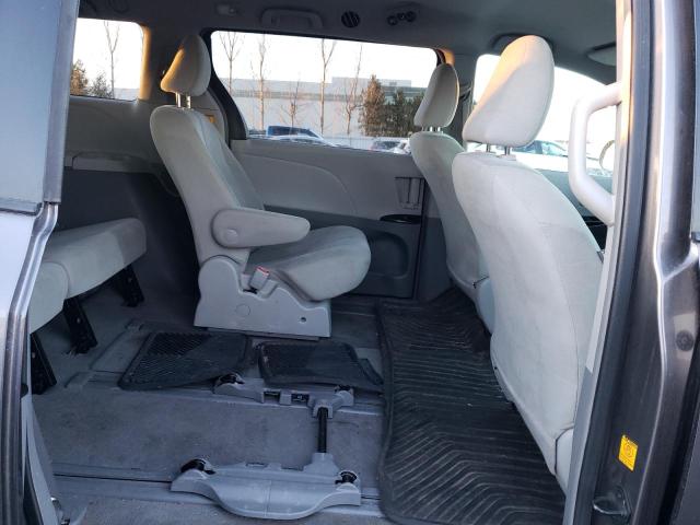 Photo 11 from auction – 2011 TOYOTA SIENNA with VIN 5TDZK3DC3BS038331
