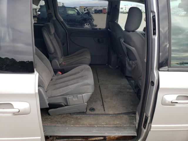 Photo 10 from auction – 2005 CHRYSLER TOWN & COU with VIN 2C4GP44R85R407104