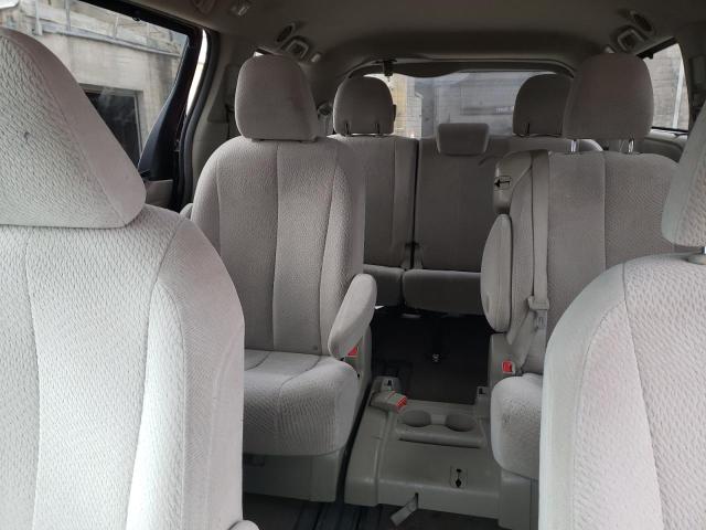 Photo 10 from auction – 2011 TOYOTA SIENNA LE with VIN 5TDKK3DC9BS119206