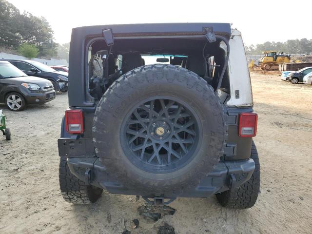 Photo 6 from auction – 2016 JEEP WRANGLER U with VIN 1C4BJWDG7GL103117