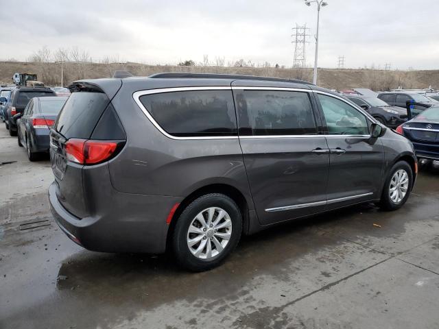 Photo 3 from auction – 2017 CHRYSLER PACIFICA T with VIN 2C4RC1BG0HR675928