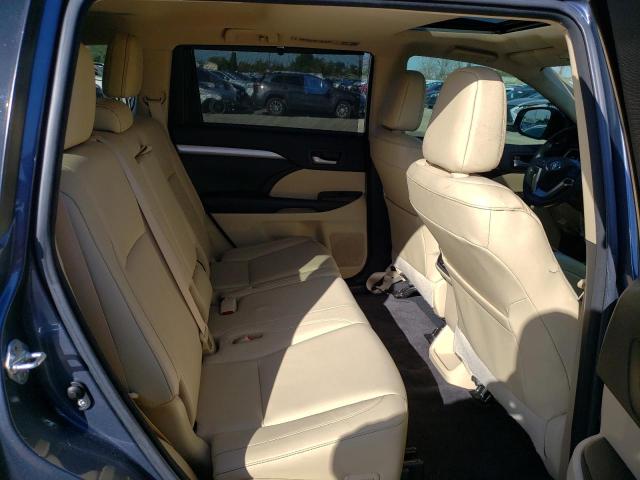 Photo 10 from auction – 2017 TOYOTA HIGHLANDER with VIN 5TDKZRFH1HS210194