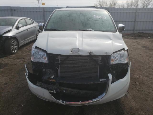 Photo 5 from auction – 2011 CHRYSLER TOWN & COU with VIN 2A4RR8DG1BR704021