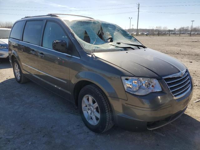 Photo 4 from auction – 2010 CHRYSLER TOWN & COU with VIN 2A4RR5D15AR267326