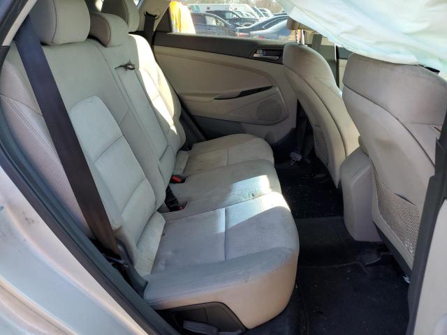 Photo 11 from auction – 2016 HYUNDAI TUCSON SE with VIN KM8J23A46GU023542