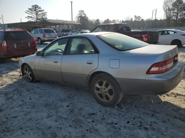 Photo 2 from auction – 2000 LEXUS ES 300 with VIN JT8BF28GXY5082479