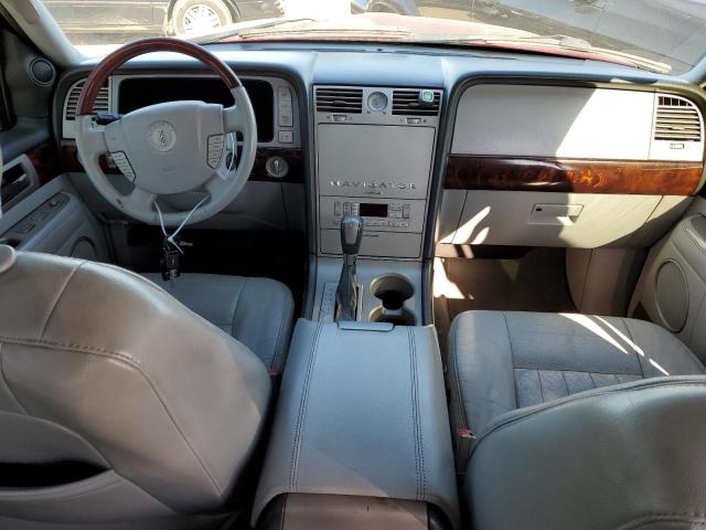 Photo 8 from auction – 2004 LINCOLN NAVIGATOR with VIN 5LMFU28RX4LJ39207