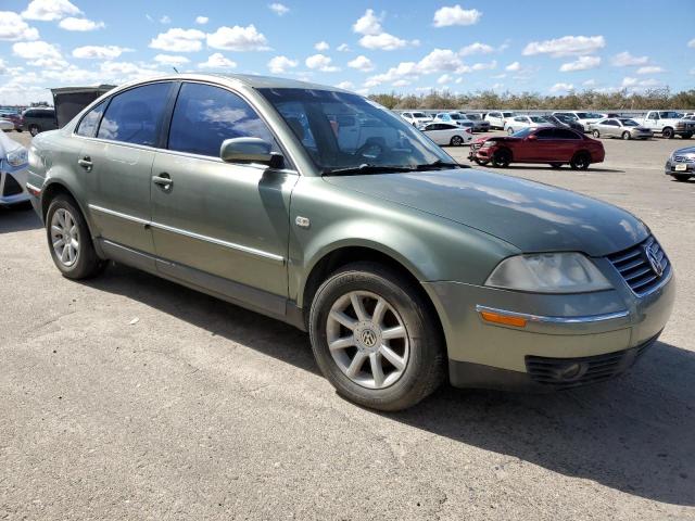 Photo 4 from auction – 2004 VOLKSWAGEN PASSAT with VIN WVWPD63BX4P094694