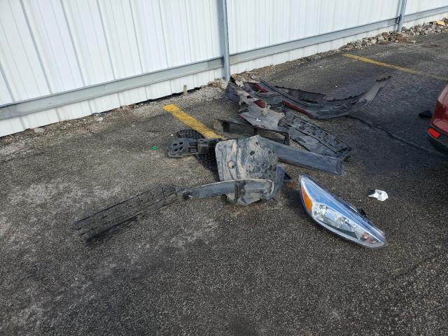 Photo 12 from auction – 2015 FORD FOCUS SE with VIN 1FADP3F20FL367176