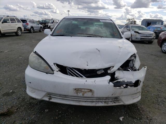 Photo 5 from auction – 2005 TOYOTA CAMRY LE with VIN 4T1BE30K55U009611