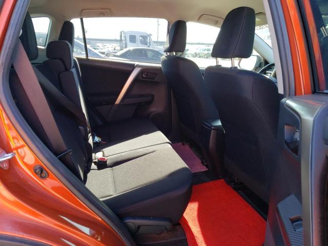Photo 11 from auction – 2015 TOYOTA RAV4 LE with VIN JTMBFREV6FD113758