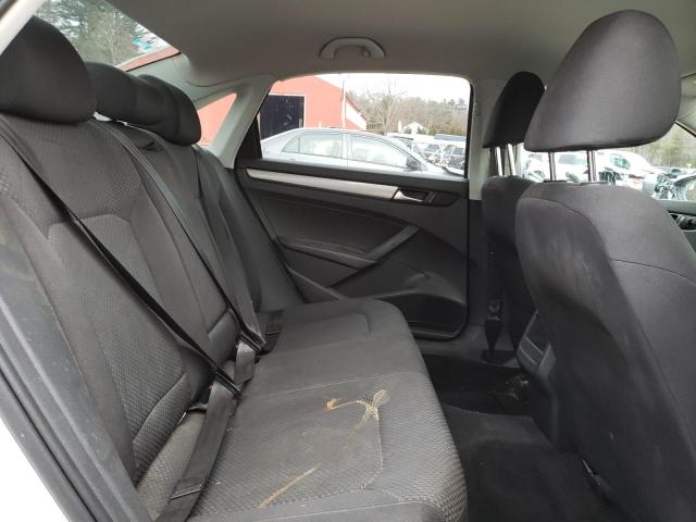 Photo 10 from auction – 2012 VOLKSWAGEN PASSAT S with VIN 1VWAP7A33CC016808